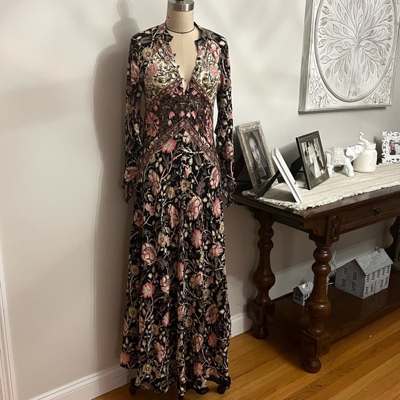 SOLD FP x Jen’s Pirate Booty Baroque Hyacinth Gown - Picture 10 of 15